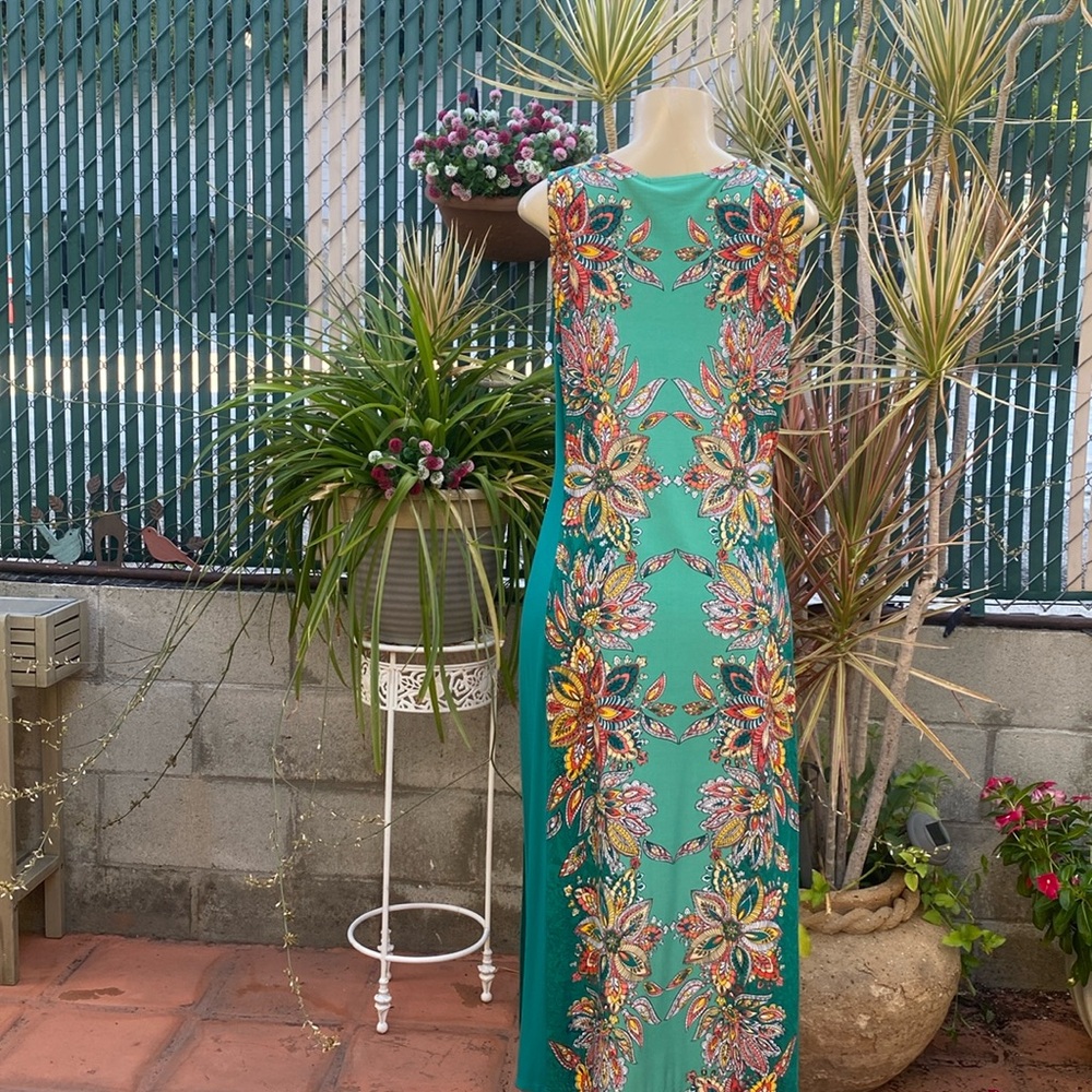 SIMONTONsays Short Sleeve Dress.